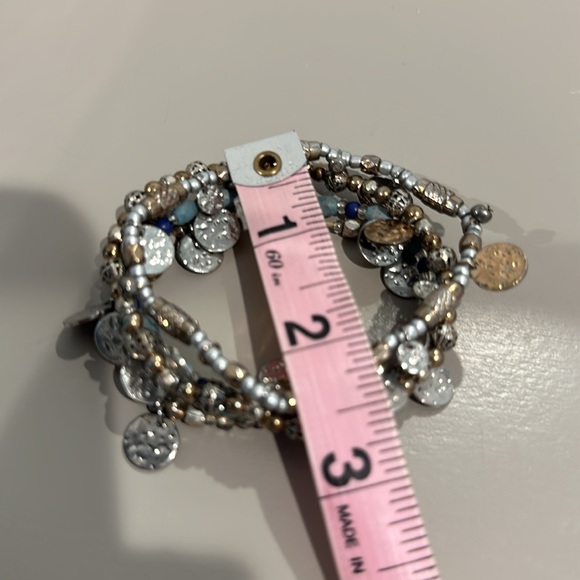 Set of 4 Bracelets - Picture 7 of 7